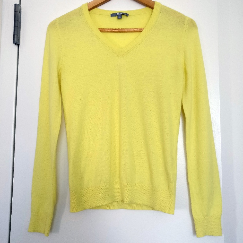 Uniqlo Women's Yellow Merino Wool Sweater